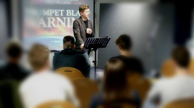 Jason Carter - author.